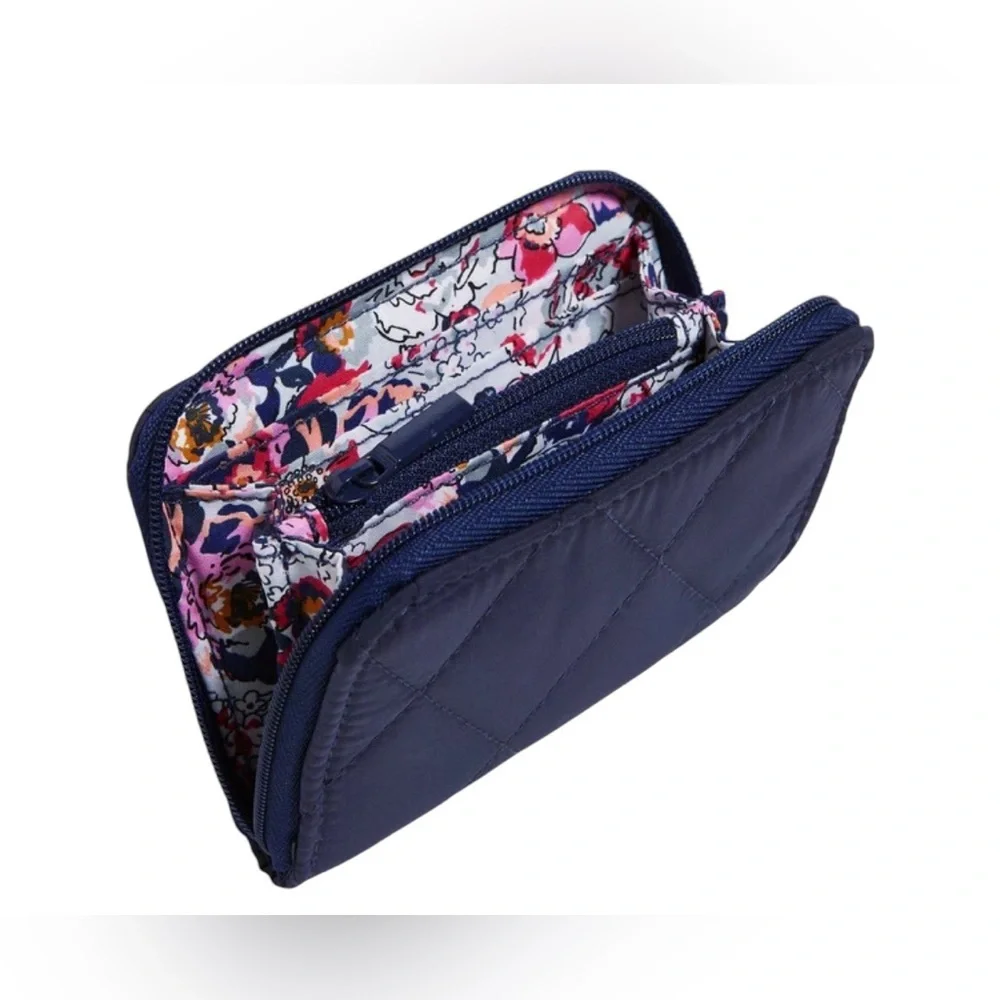 Vera Bradley RFID Small Zip Around Wallet in Ultralight Navy Blue Quilted - Picture 2 of 4